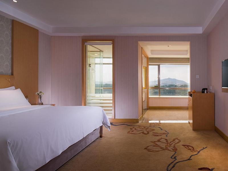 Vienna 3 Best Hotel Dongguan Liaobu Veicle City Exterior photo